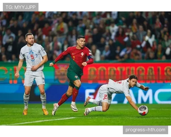 韩国队欧预赛表现出色,提前锁定晋级席位展现强劲实力 韩国队欧预赛表现出色,提前锁定晋级席位展现强劲实力