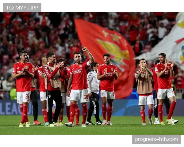 西甲联赛豪强对决再起，球队竞争力持续增强值得关注