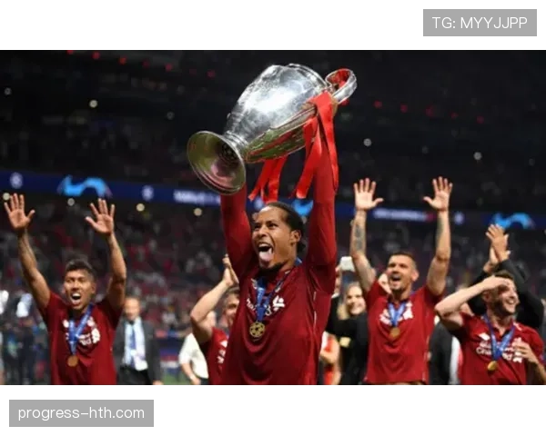 范戴克以中卫身份获PFA年度最佳球员解析